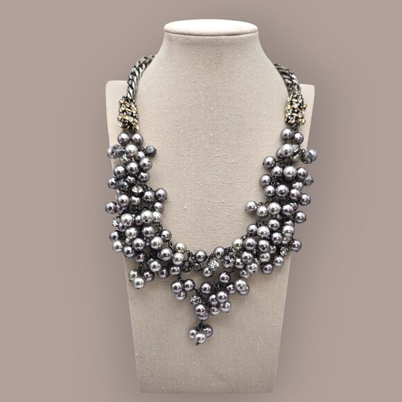 Gray Pearl Cluster Dark Metal Stella & Dot Necklace – Vintage Old Money Glam - Picture 1 of 10